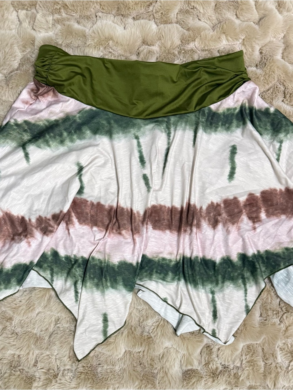 Dressfo Tie-Dye Handkerchief Hem Skirt with Olive Waistband